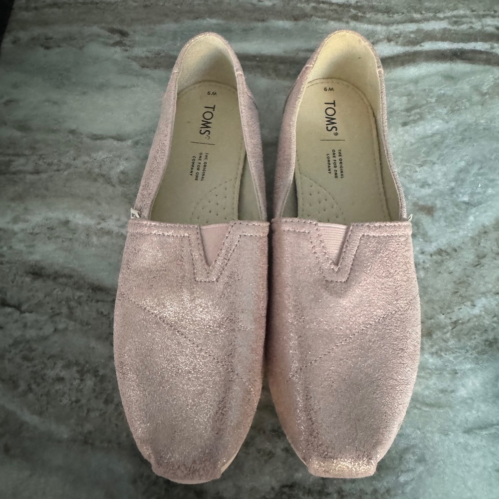 Women’s pink sparkly Tom’s shoes size 9